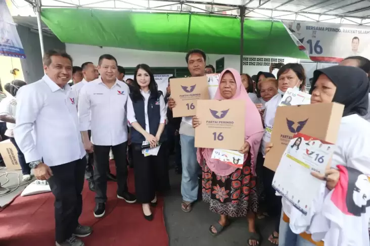 Warga Utan Panjang Antusias Berebut Jawab Kuis yang Disampaikan HT 