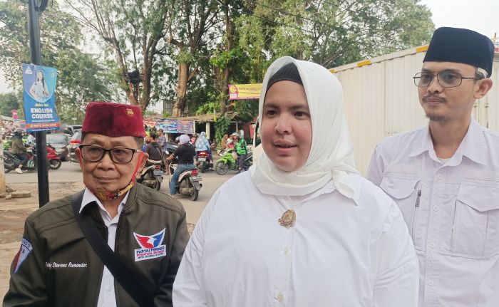 Berbagi di Bulan Ramadan, RPA Perindo Bagikan 200 Paket Takjil ke Pengendara di Beji Depok