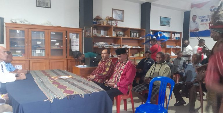 Iskandar-Husein Resmi Daftar Bakal Cabup dan Cawabup di Partai Perindo Alor