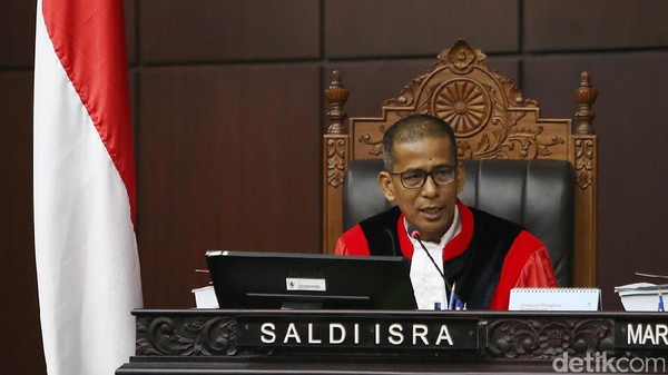 Pengacara Partai Perindo Berapi-api di Sidang, Hakim MK: Kalau Gini Tadi Malam Nggak 2-1