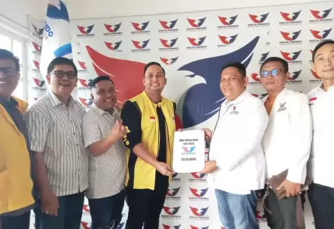 M Hidayat Jadi Sosok Pertama yang Daftar Balon Wali Kota Palembang di Partai Perindo