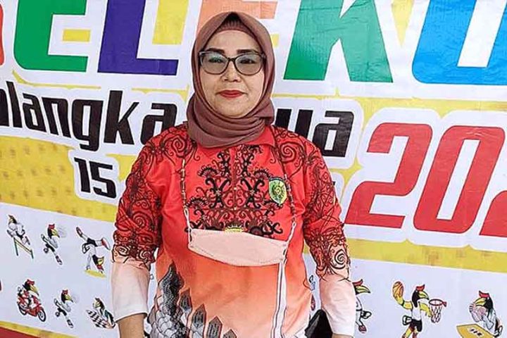 Cuaca Tak Menentu, Srikandi  Partai Perindo Palangka Raya Ajak Masyarakat Jaga Kesehatan