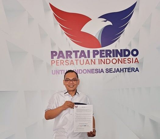 Tatap Pilkada Seluma 2024, Teddy - Gustianto Terima Surat Tugas dari Partai Perindo