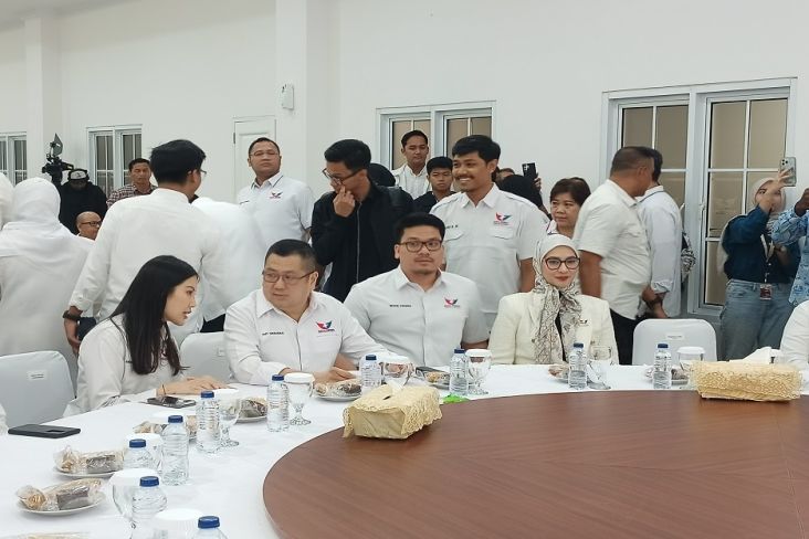 HT Hadiri Penyerahan Rekomendasi Dukungan Partai Perindo ke-37 Cakada Tingkat Provinsi hingga Kabupaten/Kota 