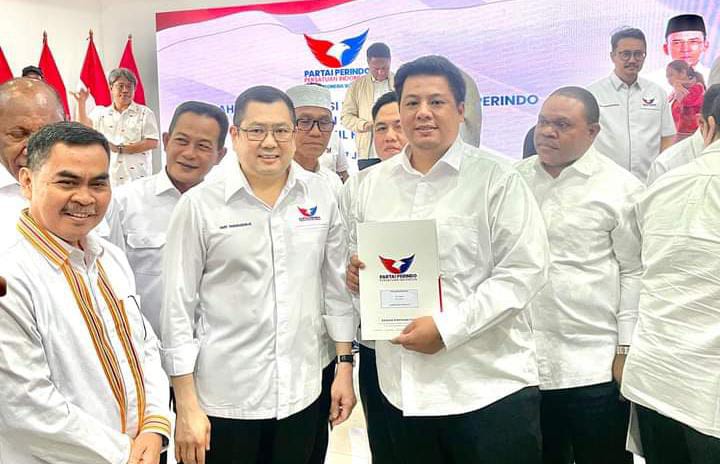 Terima Rekomendasi Partai Perindo, Petahana Bupati Samosir Vandiko Gultom Siap Lanjutkan Program Pembangunan Daerah