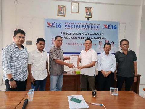 Simon Petrus Kamlasi dan Andre Garu Resmi Daftar Cagub NTT di Partai Perindo 