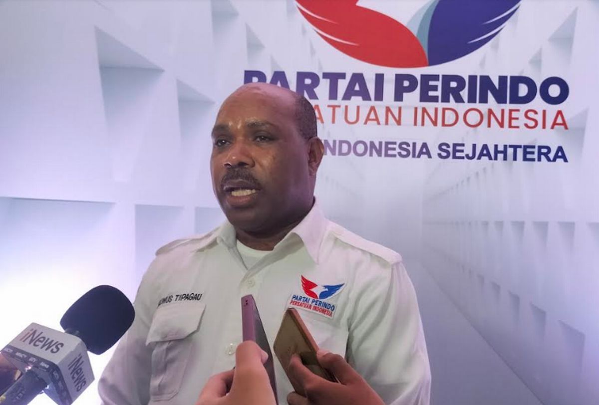 Terima Dukungan Partai Perindo, Cabup Mimika Maximus Tipagau Dorong Jadi Kota Industri