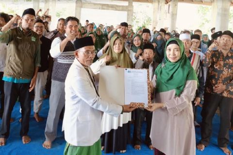 Cagub NTB Sitti Rohmi Djalilah Kukuhkan Relawan di KLU