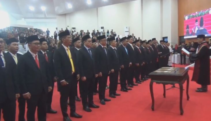 Pelantikan 30 Anggota DPRD Bitung, Devie Barakati dari Partai Perindo Resmi Duduki Kursi Wakil Rakyat 