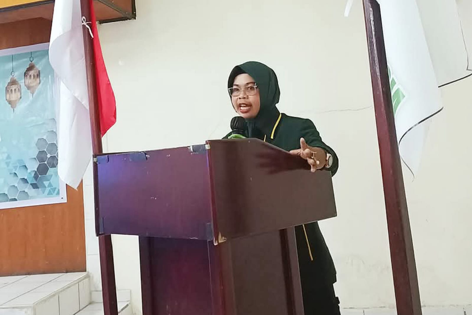 Anggota DPRD Partai Perindo Mimika Rampeani Rahman Tegaskan Pendidikan Kunci Lahirkan Generasi Penerus Berkualitas