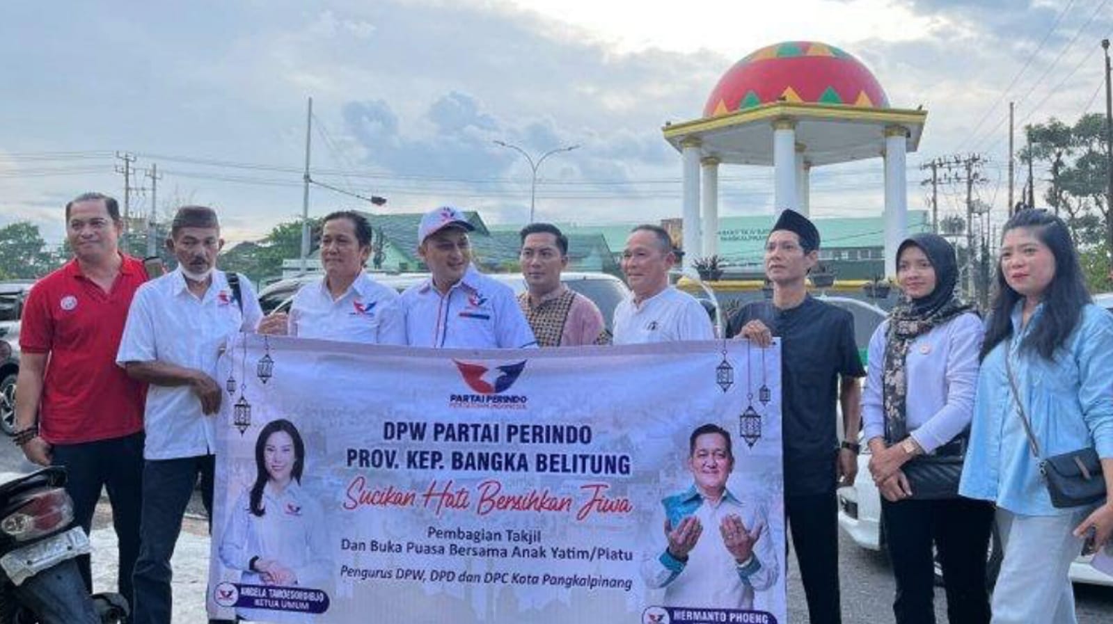 Hangatnya Ramadan, Partai Perindo Bangka Belitung Berbagi Takjil, Bukber dan Santuni Anak Yatim