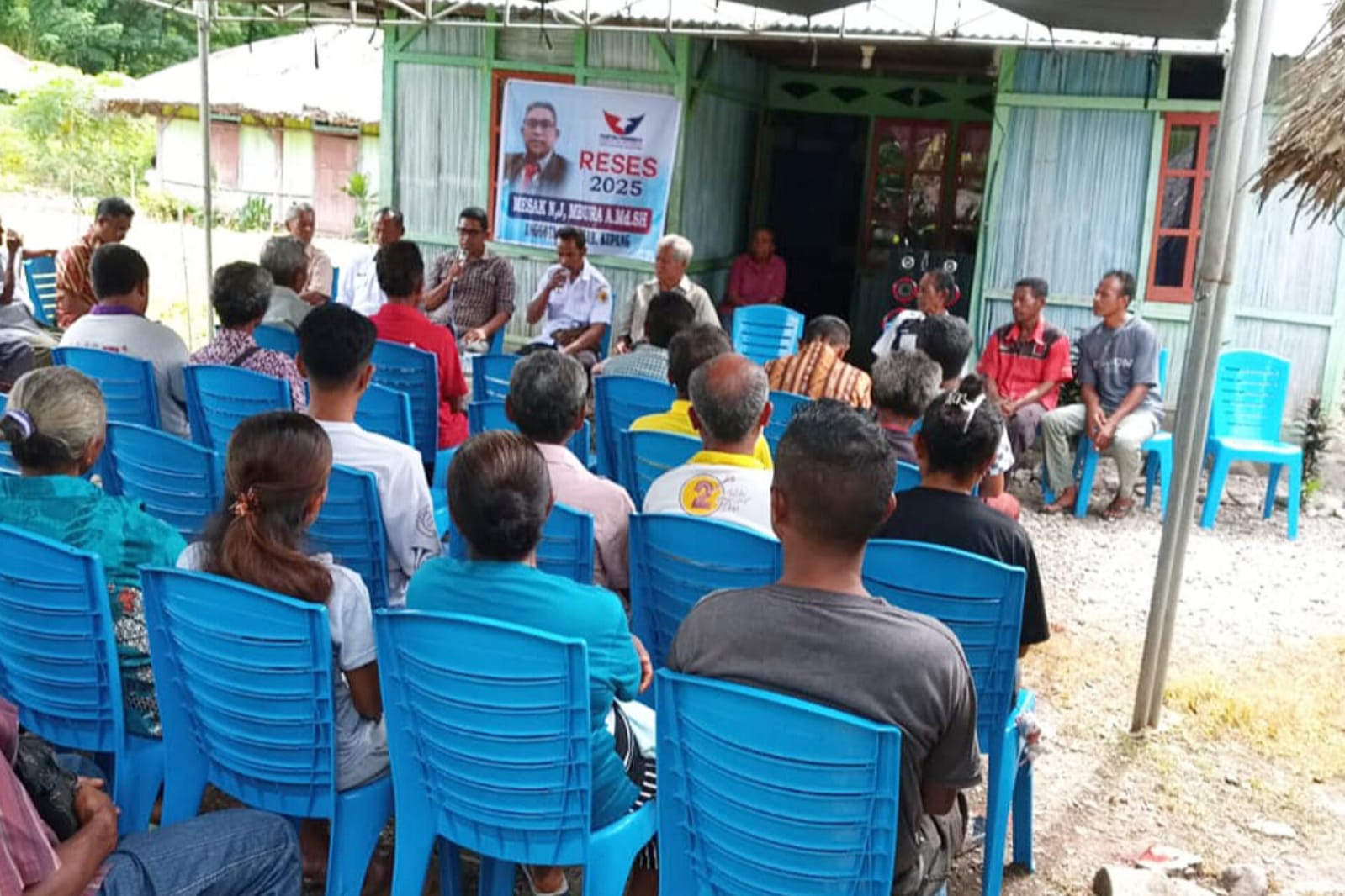 Aktif Bersama Masyarakat, Legislator Partai Perindo Mesak Mbura Perjuangkan Pemerataan Pembangunan di Kupang Timur