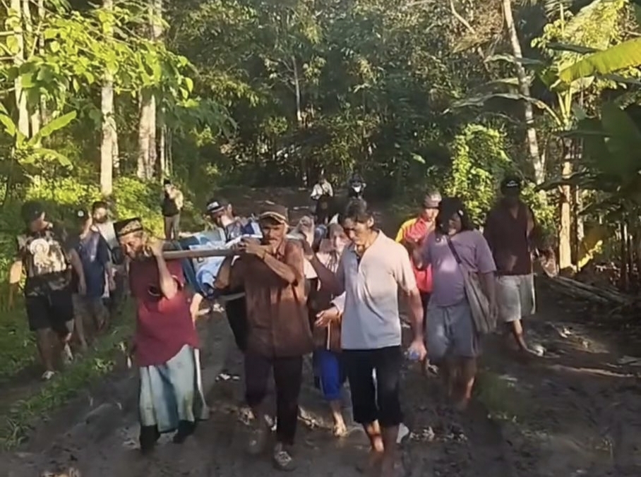 Soroti Jalan Rusak & Sulitkan Aktivitas Warga Cianjur, Politisi Partai Perindo Dorong Atensi Gubernur Jabar Kang Dedi Mulyadi