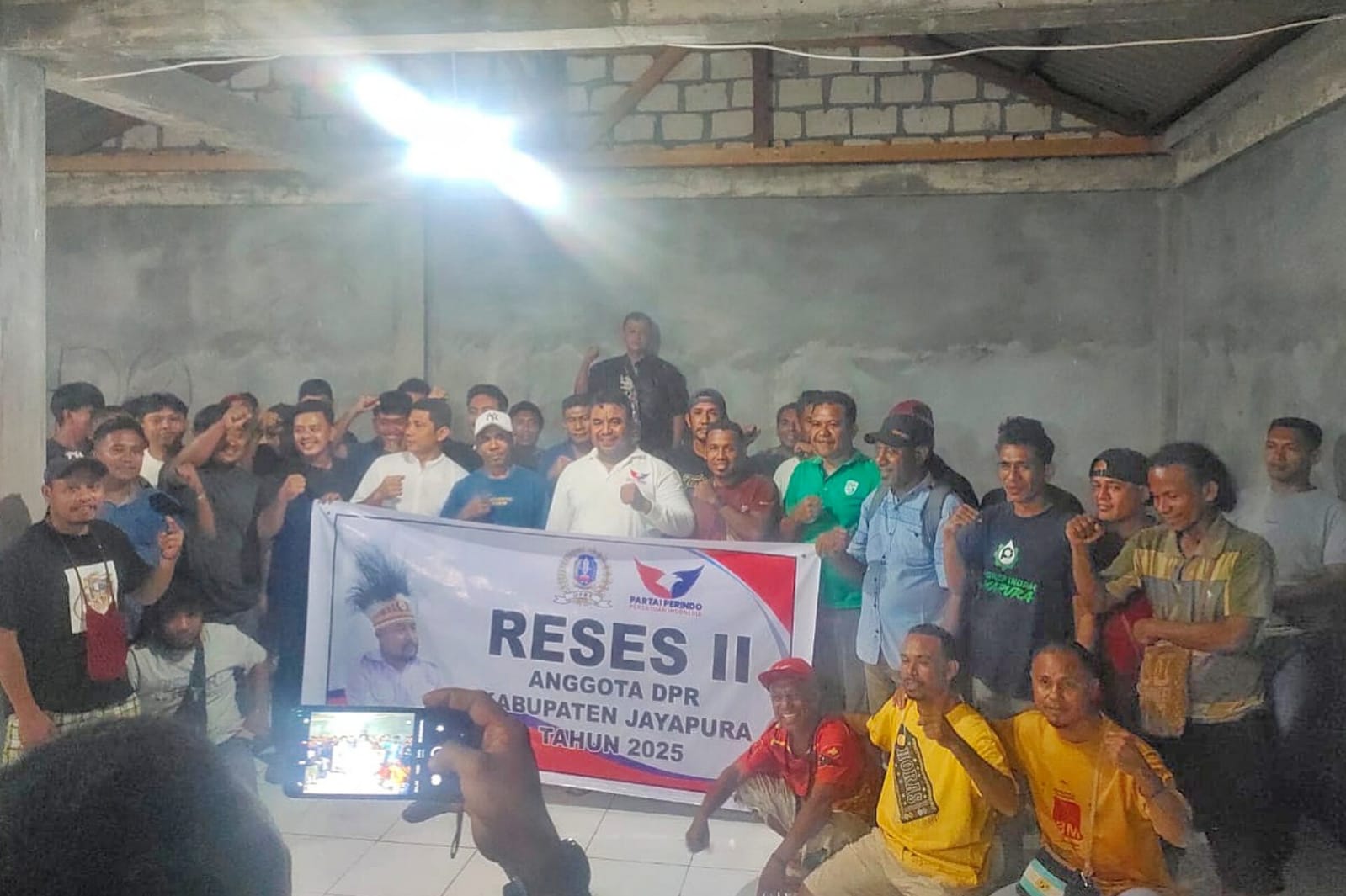 Dicurhati Soal Keamanan & Pungli, Legislator Partai Perindo Ferianto Raga Lawa Siap Bawa Suara Rakyat ke DPRD Jayapura