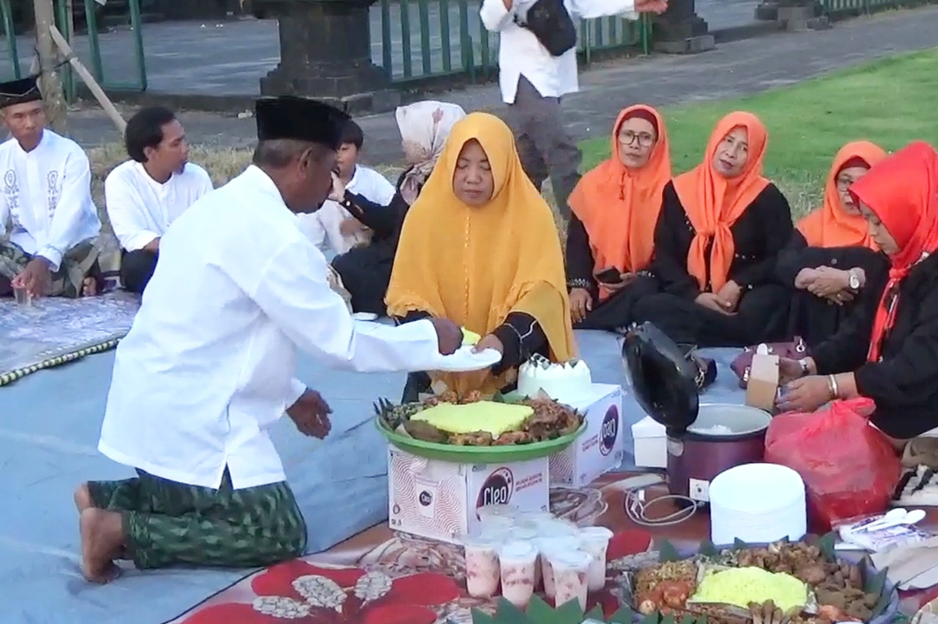 Partai Perindo Eratkan Kebersamaan lewat Milad dan Ziarah Wali Pitu di Badung Bali