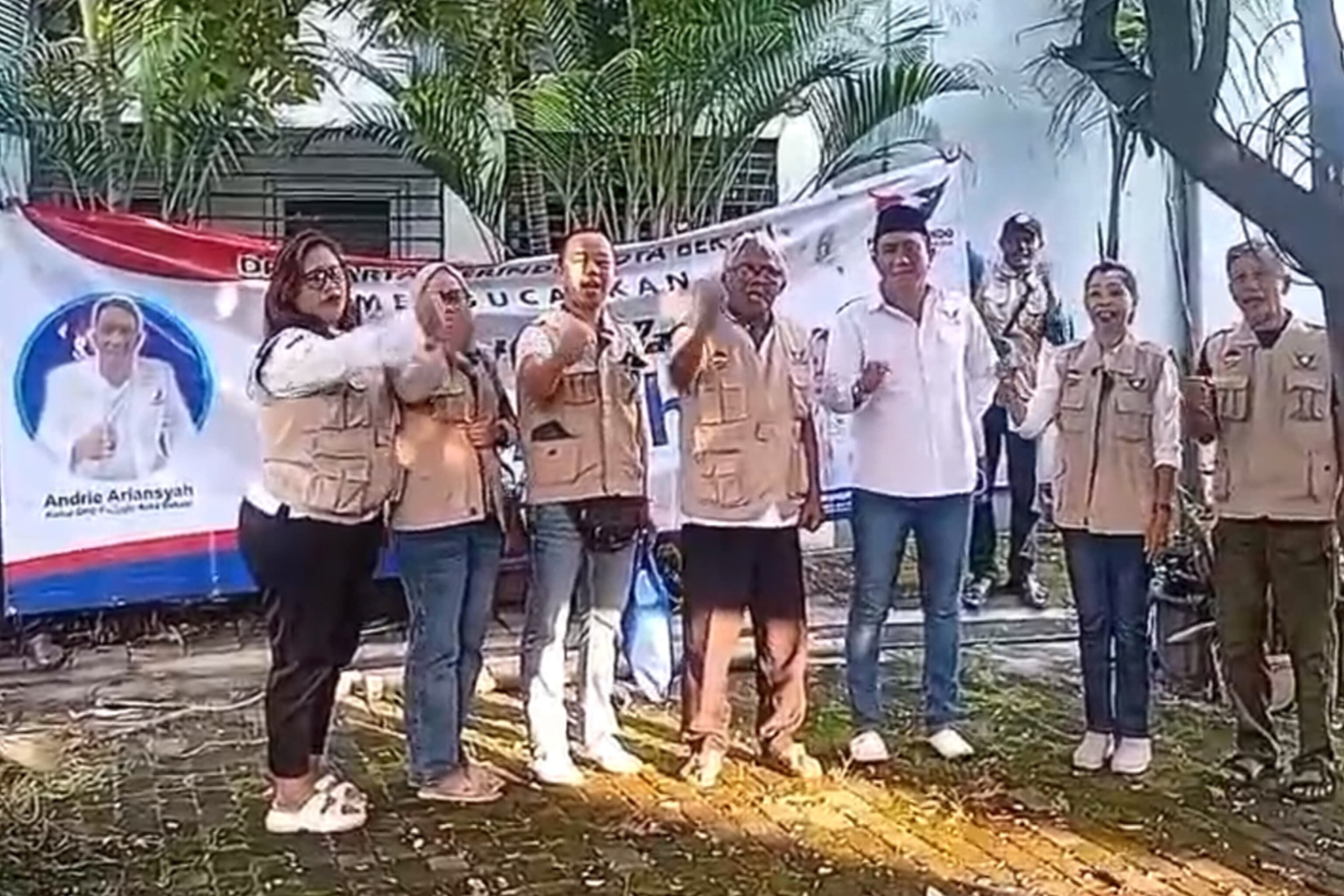 Momentum Berbagi & Peduli, Partai Perindo Kota Bekasi Semarakkan Idul Adha Fest 2025 - 1.000.000 Kantong Kebahagiaan