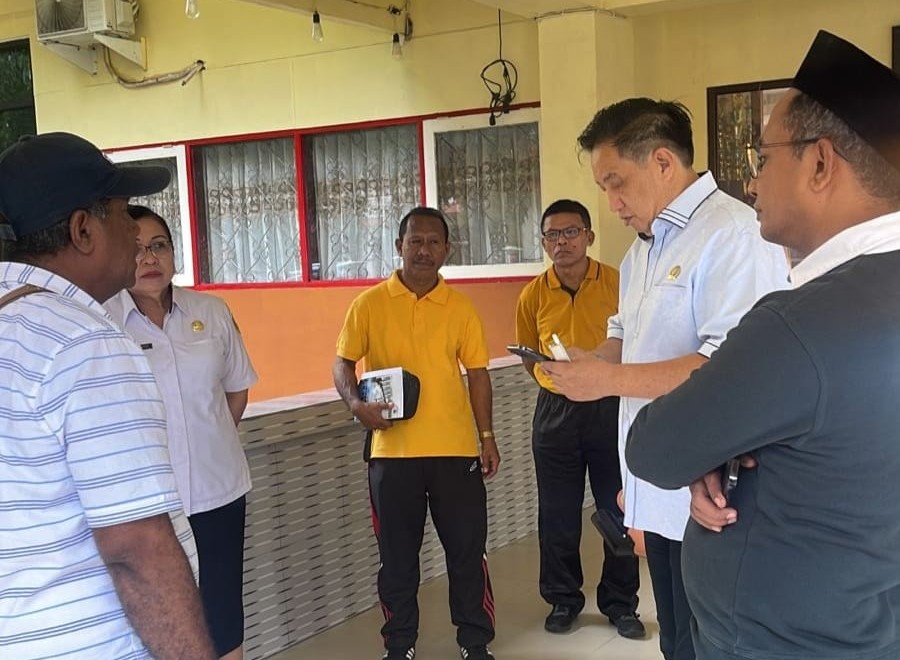 Kunjungi SMAN 1 Ambon, Legislator Partai Perindo Welhelm Daniel Kurnala Dorong Kualitas Pendidikan di Maluku