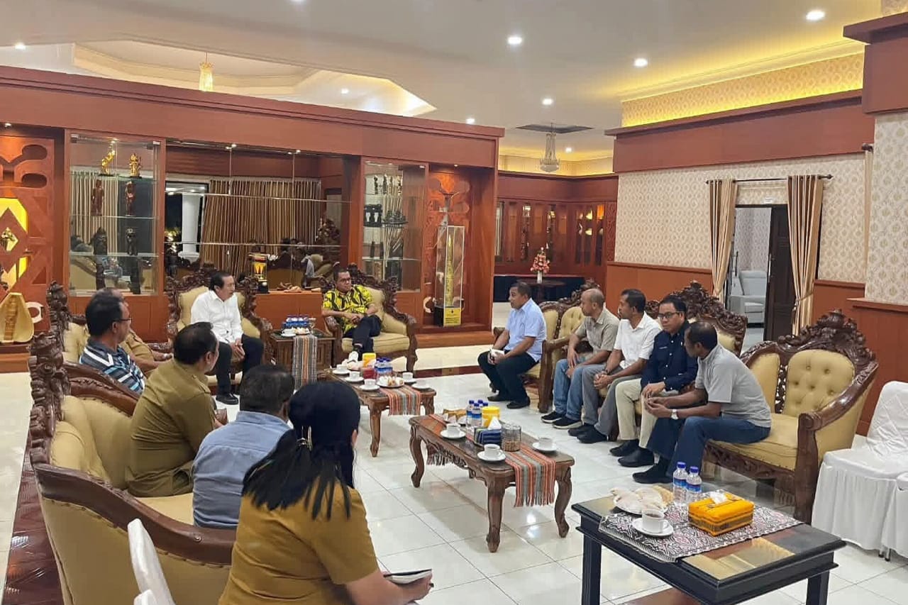 Bahas Penanganan Banjir Nagekeo Bareng Gubernur NTT, Legislator Partai Perindo Paulus Lobo Dorong Perbaikan Infrastruktur Darurat