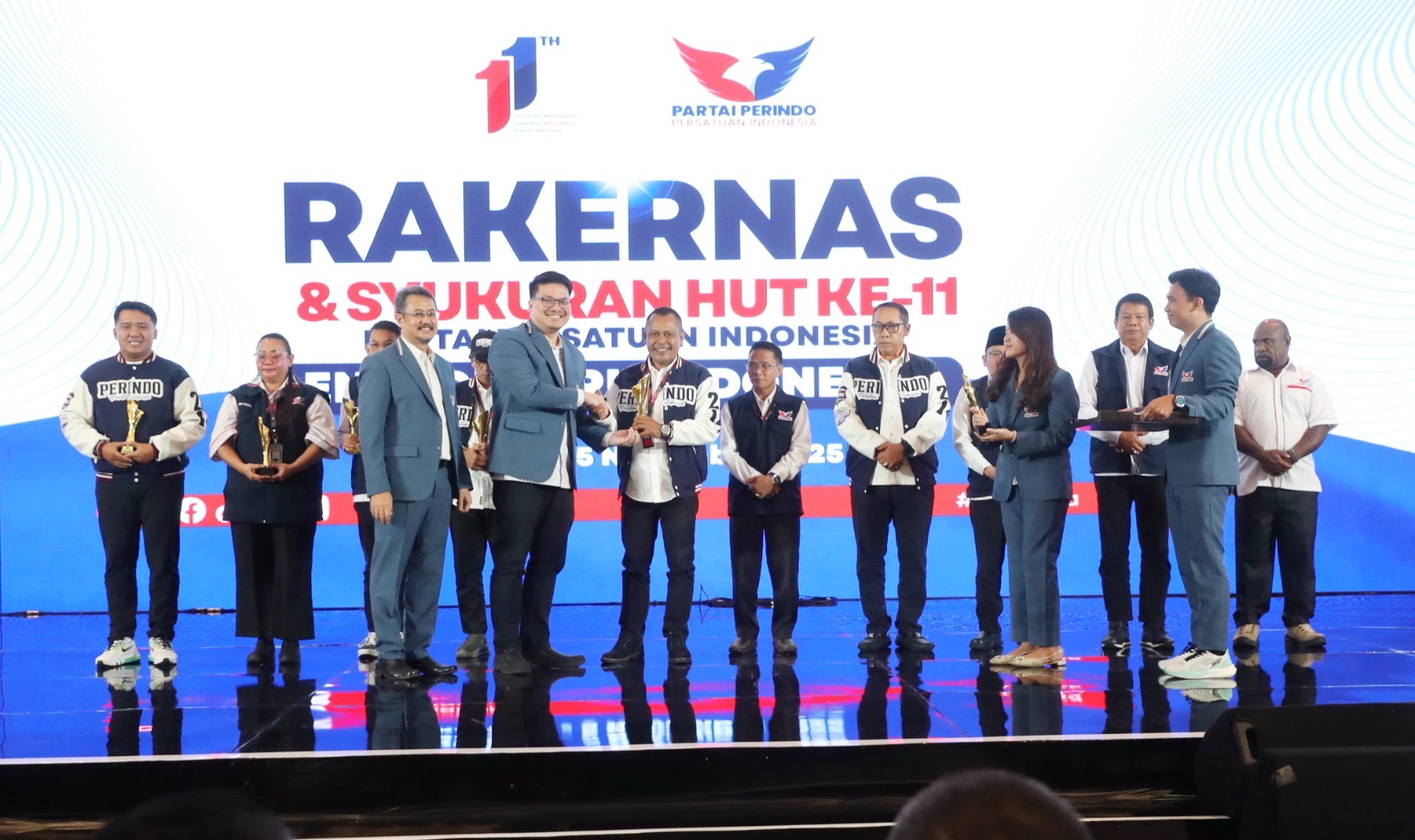 Yusuf Bora Terima Penghargaan “Anggota Legislatif Inspiratif": Terima Kasih Warga Sumba Barat Daya NTT