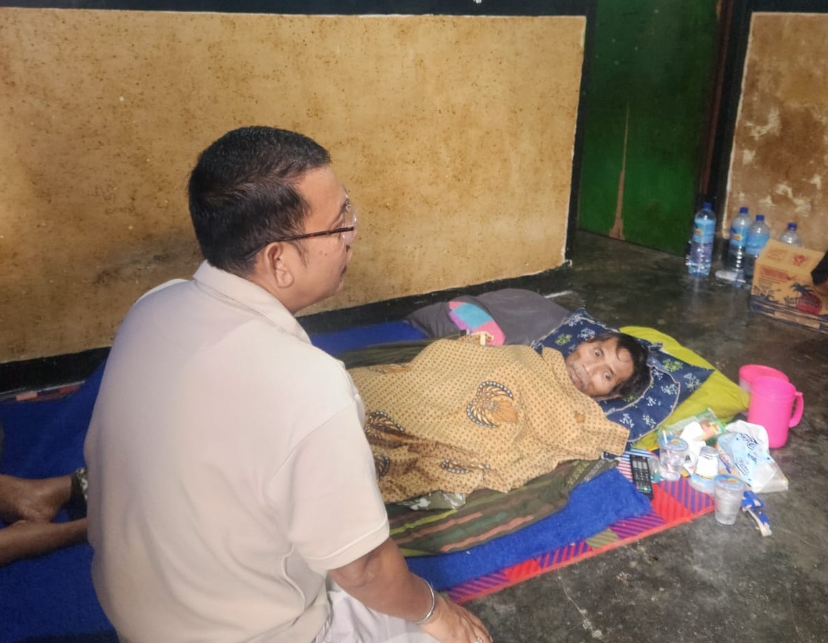 Syamsuriansyah Datangi Pasutri Lumpuh di Lombok Barat, Menguatkan Harapan di Tengah Keterbatasan