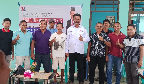 Fasilitas Pendidikan hingga Jalan Desa Disorot, Harold Debeturu Serap Aspirasi Warga Lemahino