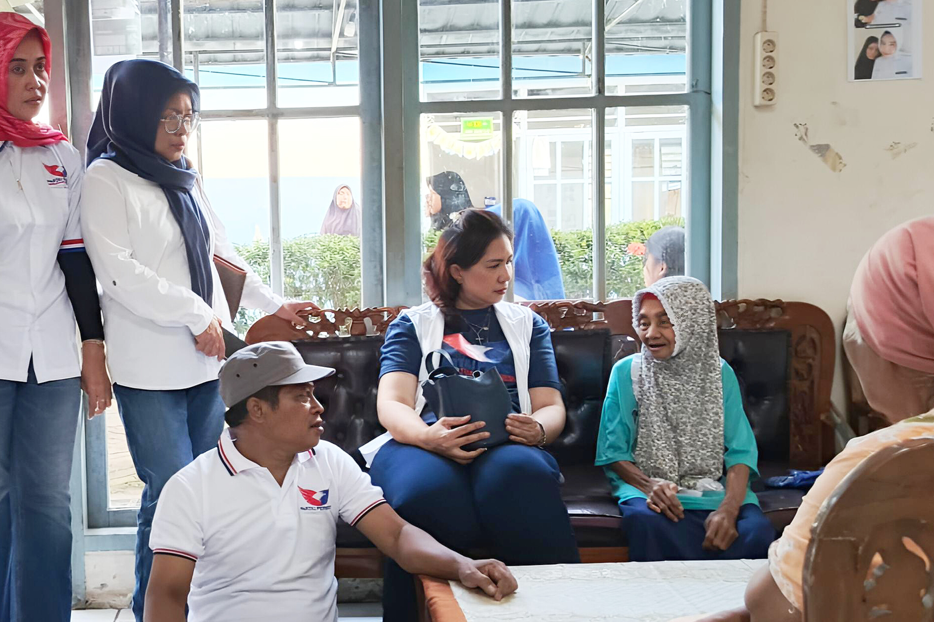 Hangatkan Ramadan, Perindo Jambi Berbagi dengan Lansia