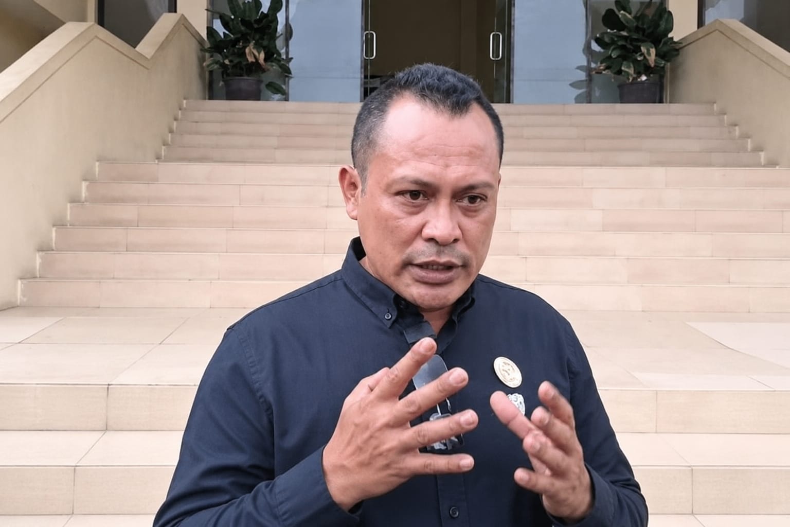 Tak Cukup Andalkan Alam, Yusuf Bora Desak Destinasi Wisata Sumba Barat Daya Dibenahi