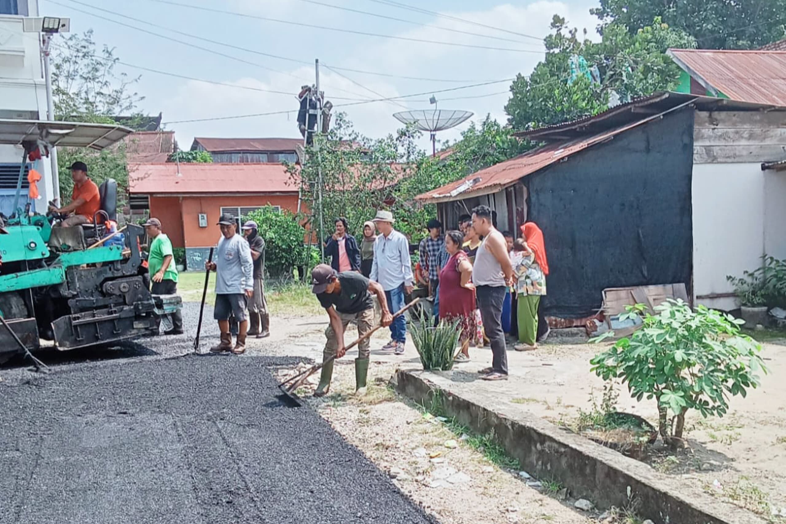 Alokasikan Pokir untuk Aspal Jalan, Effendi Alung Konsisten Kawal Infrastruktur Jambi