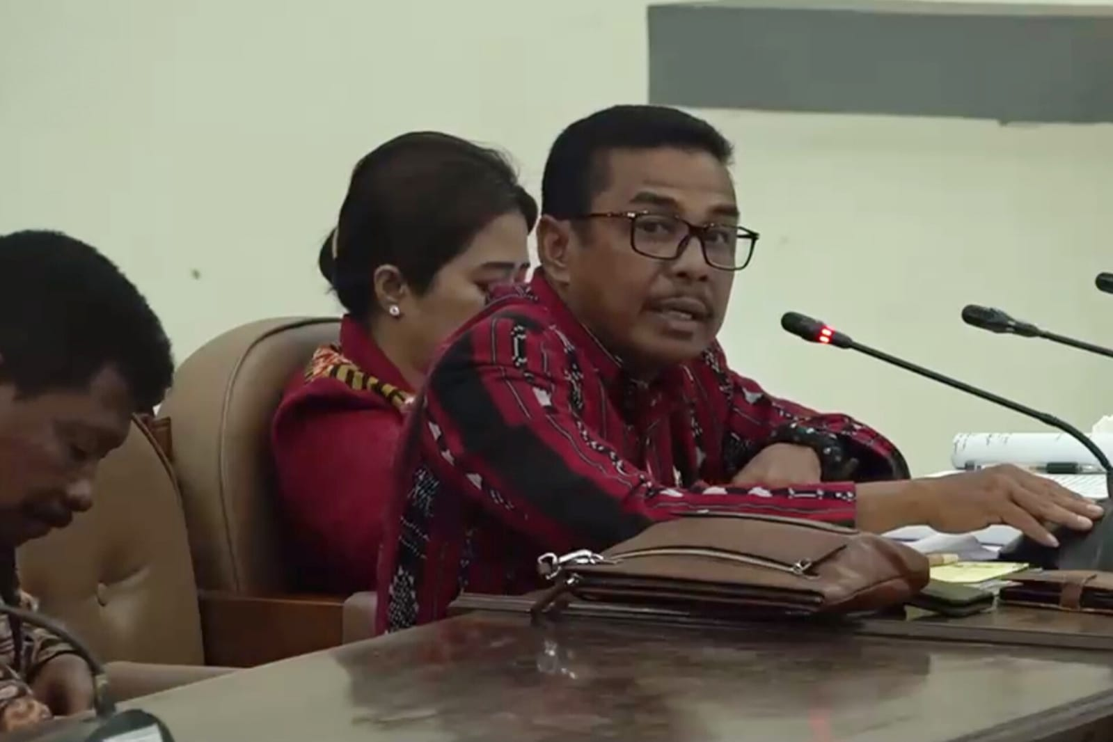 Pokir hingga Puskesmas Mangkrak, Perindo Sikka Desak Realisasi Program Rakyat