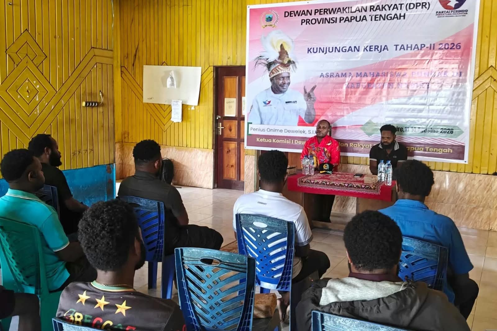 Enam Tahun Menumpang, Penius Dewelek Onime Perjuangkan Asrama Mahasiswa Puncak di Nabire