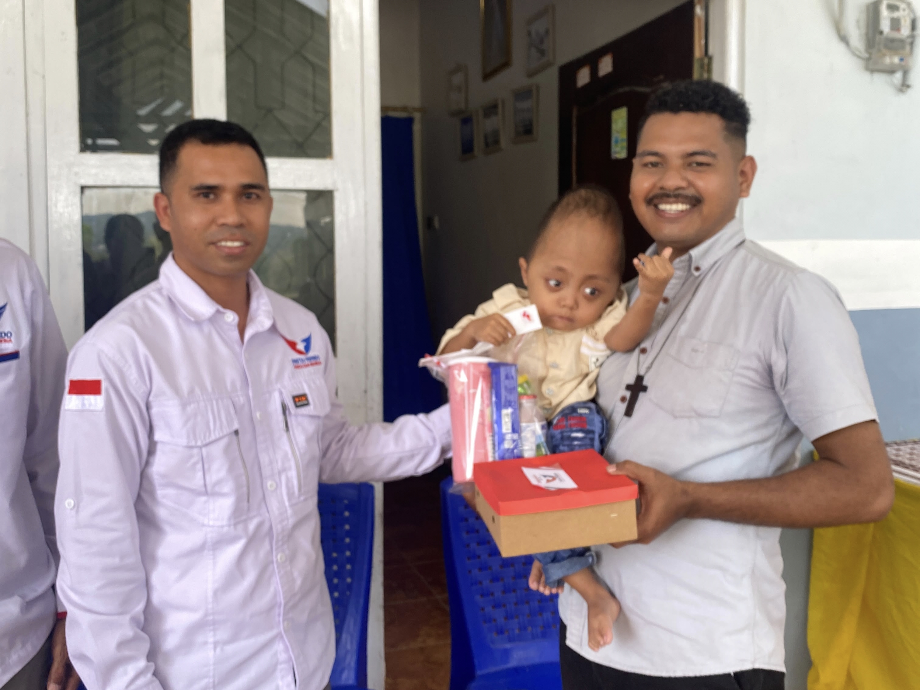 Perindo Sumba Barat Salurkan Bantuan ke Panti Asuhan Al-Mah Putra di Momen Ulang Tahun Ke-12