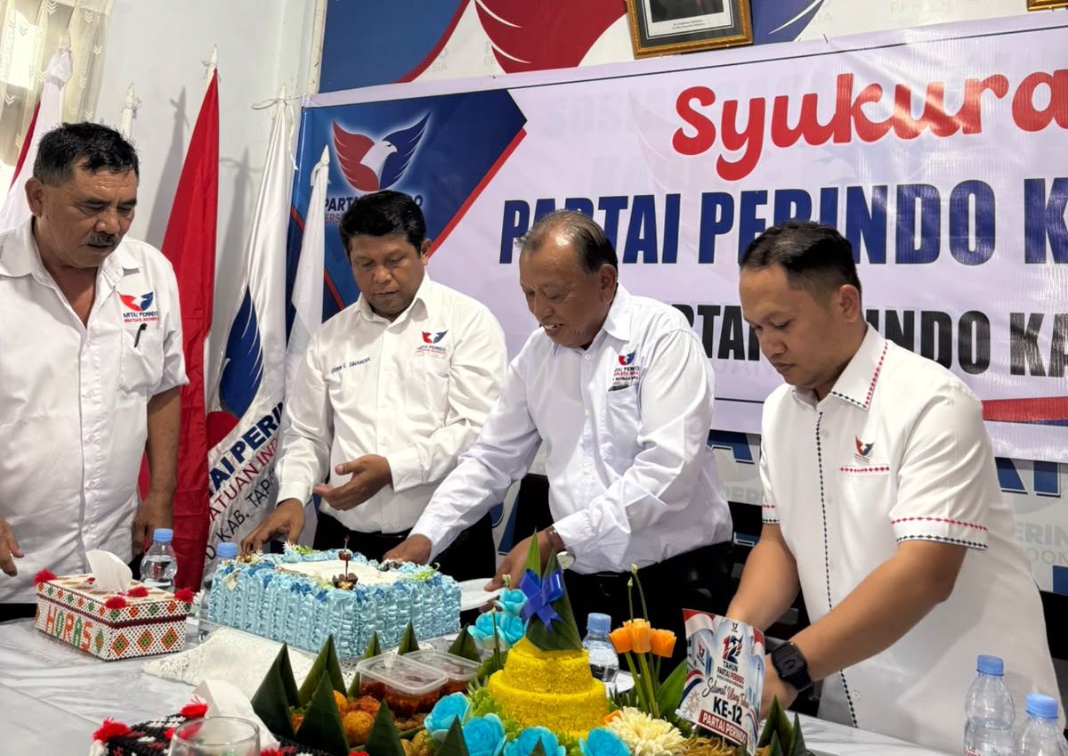 HUT ke-12, Perindo Tapanuli Utara Gelar Syukuran dan Bagi Sembako di Tarutung