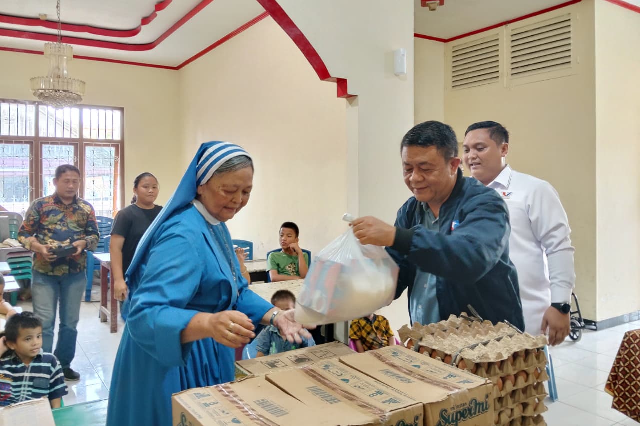 Semangat Berbagi, Perindo Gunungsitoli Salurkan Bantuan untuk Panti Asuhan & Warga Kurang Mampu